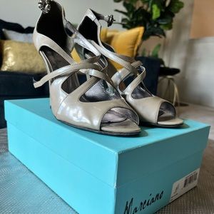 size 9 marciano heels